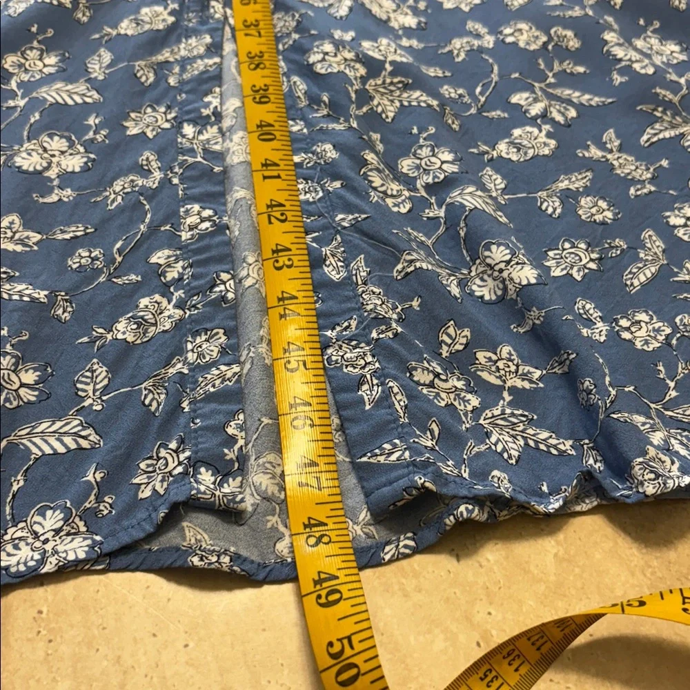 LOFT Blue Dress with White Floral Design-Excellent Condition - Picture 9 of 13